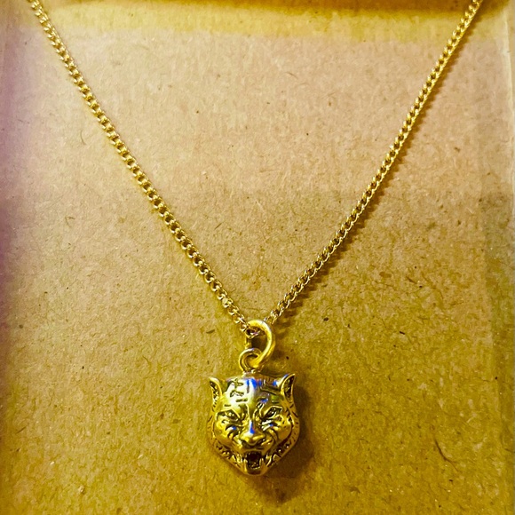 COPY - Adorable Gucci Angry Cat pendant with vintage chain - Picture 1 of 4